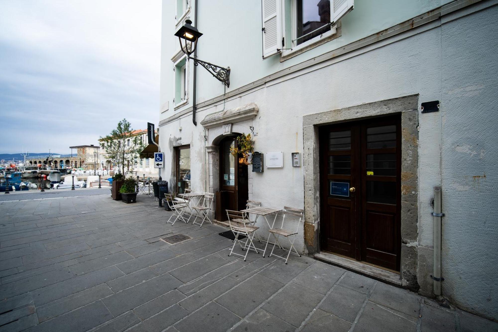 Hurban Apartments Muggia Luaran gambar