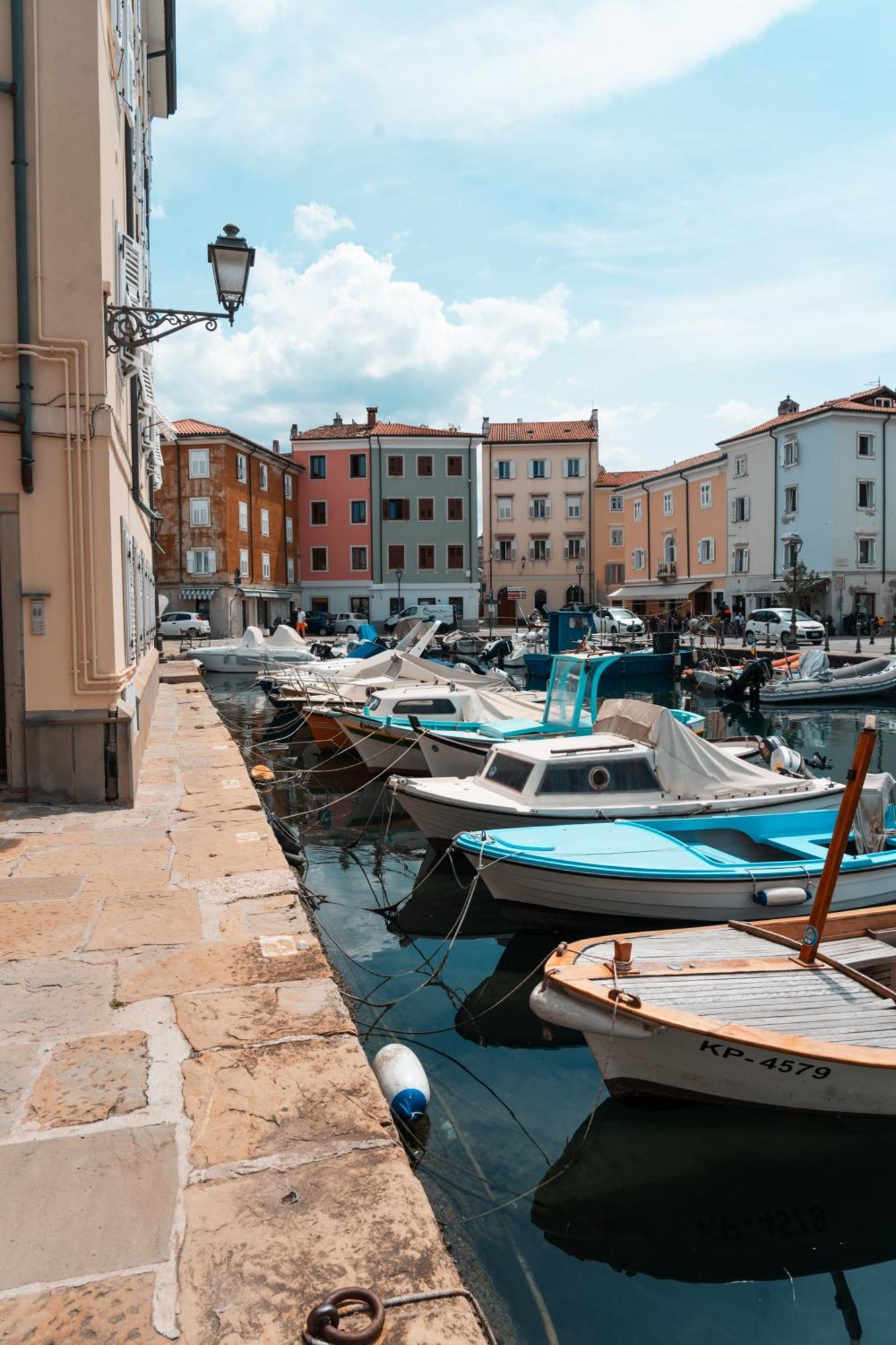 Hurban Apartments Muggia Luaran gambar